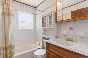 224-12 92nd Ave, Queens Village, NY 11428 - Photo 14