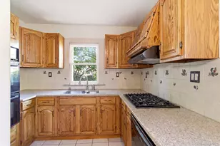 224-12 92nd Ave, Queens Village, NY 11428 - Photo 12
