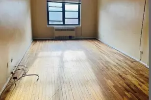 8719 204th St, Hollis, NY 11427 - Photo 2