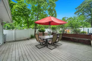 1 Pioneer Blvd, Huntington Station, NY 11746 - Photo 8