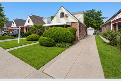 7618 172nd Street, Fresh Meadows, NY 11366 - Photo 26