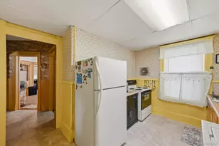361 Church St, Poughkeepsie, NY 12601 - Photo 8