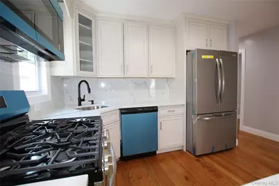18112 145th Avenue, Springfield Gardens, NY 11413 - Photo 10