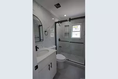 18112 145th Avenue, Springfield Gardens, NY 11413 - Photo 20