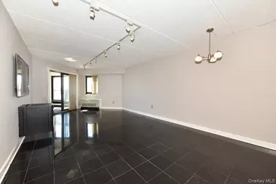 725 Miller Avenue #218, Freeport, NY 11520 - Photo 2