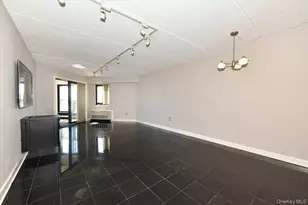 725 Miller Ave, Freeport, NY 11520 - Photo 2
