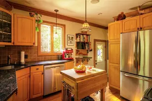 330 S Country Rd, Brookhaven, NY 11719 - Photo 12