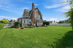11 Moeller St, Hicksville, NY 11801 - Photo 26