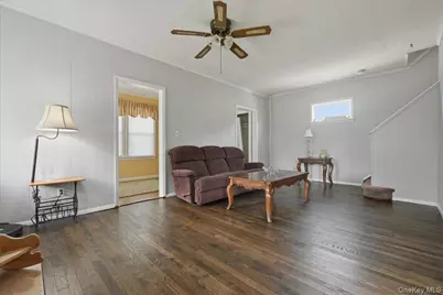 11 Moeller Street, Hicksville, NY 11801 - Photo 6