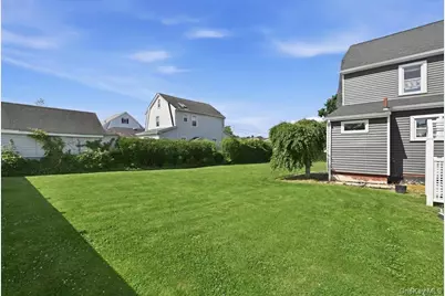 11 Moeller Street, Hicksville, NY 11801 - Photo 22