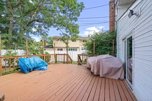 45 Mildred Ct, Plainview, NY 11803 - Photo 34