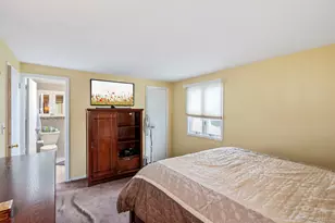 45 Mildred Ct, Plainview, NY 11803 - Photo 26