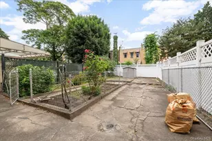16-22 Norman St, Ridgewood, NY 11385 - Photo 18