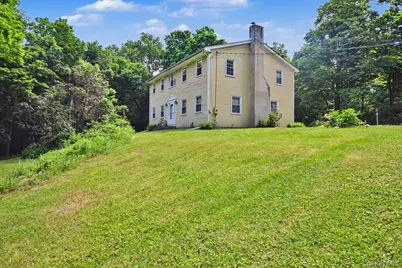 72 Egbertson Road, Campbell Hall, NY 10916 - Photo 2