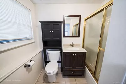 415 Elmwood Street, Islip Terrace, NY 11752 - Photo 20