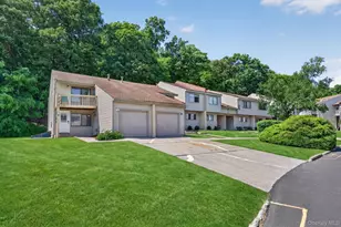 202 Concord Ln, Middletown, NY 10940 - Photo 2