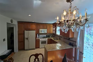 4055 Wickham Ave, Bronx, NY 10466 - Photo 12