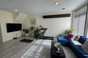 73-05 Lighthouse Dr, Arverne, NY 11692 - Photo 22