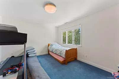 6 Magnetti Circle, Mamaroneck, NY 10543 - Photo 14