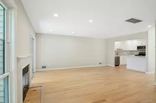42 Hudson Watch Dr, Ossining, NY 10562 - Photo 10
