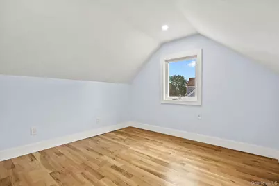 27 Circle Drive, Hempstead, NY 11550 - Photo 24