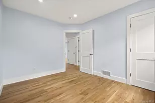27 Circle Dr, Hempstead, NY 11550 - Photo 22