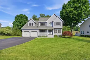 19 Regent Rd, Warwick, NY 10990 - Photo 2