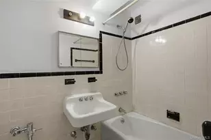 6485 Broadway, Bronx, NY 10471 - Photo 10