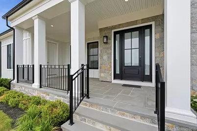 1 Levitow Court, Dix Hills, NY 11746 - Photo 4