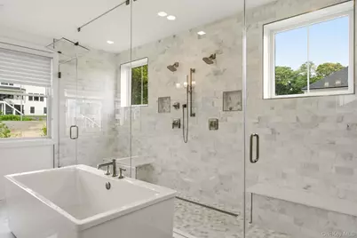 1 Levitow Court, Dix Hills, NY 11746 - Photo 34