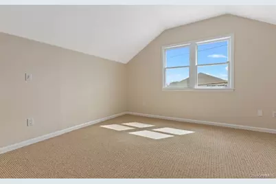254 Arthur Street, Freeport, NY 11520 - Photo 6