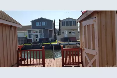 254 Arthur Street, Freeport, NY 11520 - Photo 18