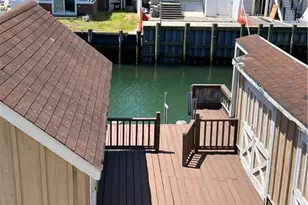 254 Arthur St, Freeport, NY 11520 - Photo 20