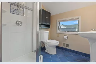 254 Arthur Street, Freeport, NY 11520 - Photo 12