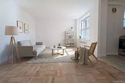 30-11 Parsons Boulevard #2T, Flushing, NY 11354 - Photo 6