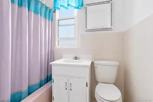 756 E 223rd St, Bronx, NY 10466 - Photo 8