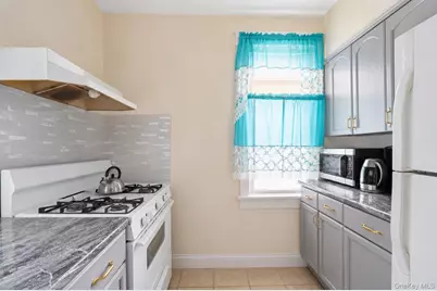 756 E 223rd Street, Bronx, NY 10466 - Photo 6