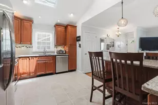 153 Davison Ave, Lynbrook, NY 11563 - Photo 12