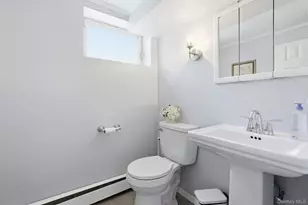153 Davison Ave, Lynbrook, NY 11563 - Photo 26