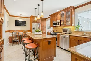 15 Deerfield Ln S, Pleasantville, NY 10570 - Photo 20