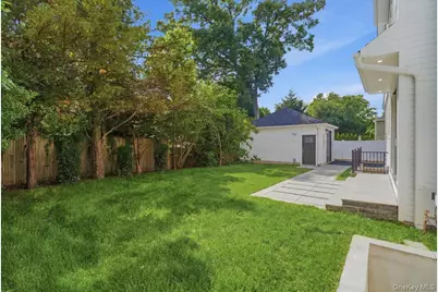 96 Shadyside Avenue, Port Washington, NY 11050 - Photo 48