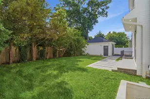 96 Shadyside Ave, Port Washington, NY 11050 - Photo 48