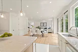 96 Shadyside Ave, Port Washington, NY 11050 - Photo 14