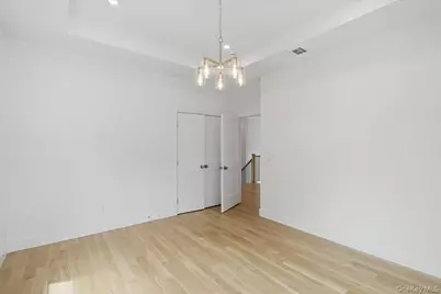 96 Shadyside Avenue, Port Washington, NY 11050 - Photo 36