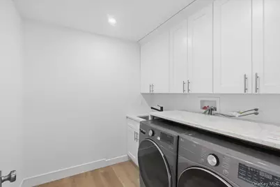 96 Shadyside Avenue, Port Washington, NY 11050 - Photo 44