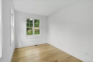 96 Shadyside Ave, Port Washington, NY 11050 - Photo 22