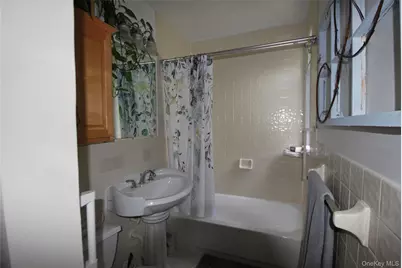 4 Stokes Road #2C, Yonkers, NY 10710 - Photo 16