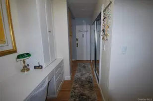 4 Stokes Rd, Yonkers, NY 10710 - Photo 2