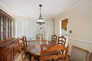 145 Arthur Ave, Floral Park, NY 11001 - Photo 6