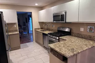 70 Spring Pond Dr, Ossining, NY 10562 - Photo 2